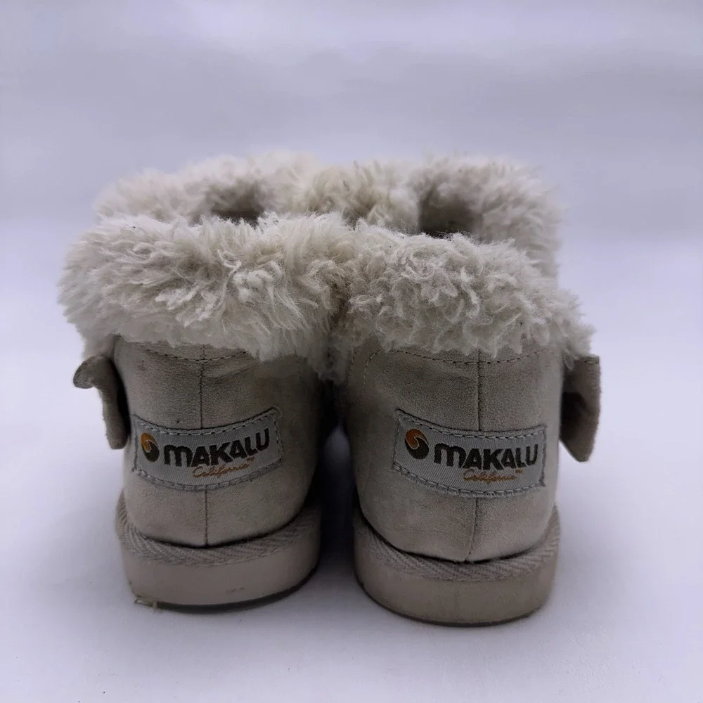 Makalu California Girls Winter Boots Size 2 Cream Faux Fur Bow Ankle Booties